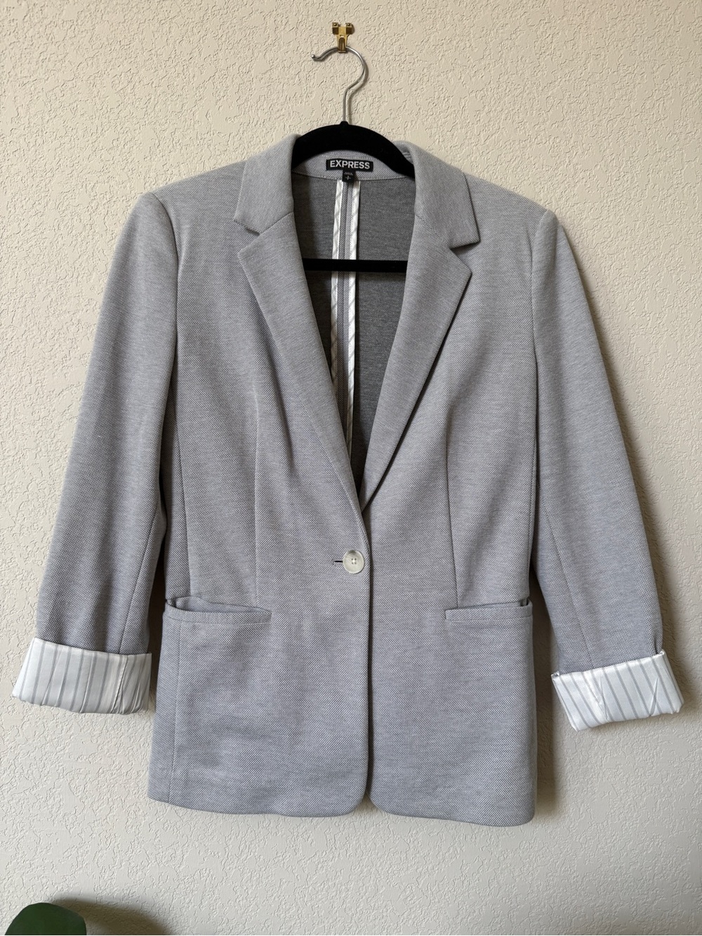 Express Women's Light Gray Single-Button Blazer with Striped Cuff Lining